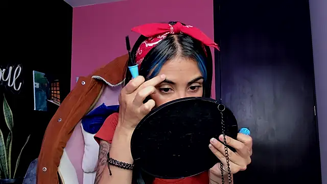 Juanadearco5 online show from October 12, 2025, 5:03 pm