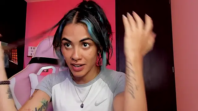 Juanadearco5 online show from September 28, 2025, 10:06 pm