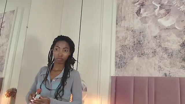 Snapshot of SabrinaDevill chatting on March 3, 2026, 1:18 pm SabrinaDevill online show from March 3, 2026, 1:18 pm