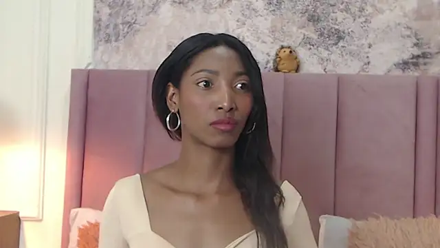 Snapshot of SabrinaDevill chatting on October 3, 2025, 1:12 pm SabrinaDevill online show from October 3, 2025, 1:12 pm