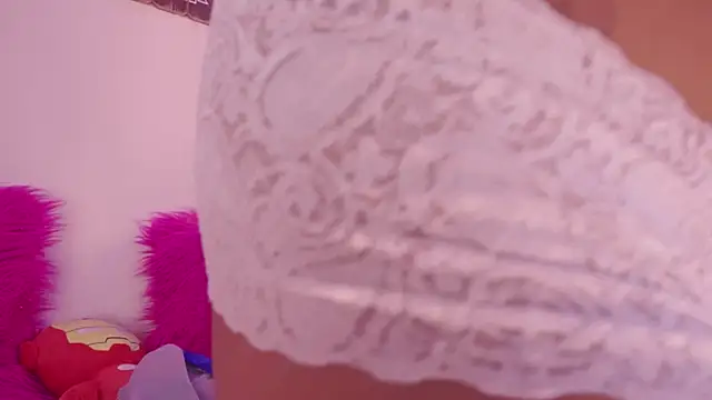 madelyn rose  online show from March 21, 2026, 2:02 am