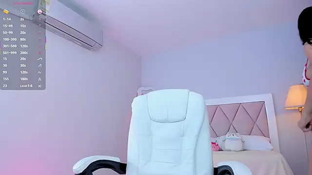 Snapshot of ania_sweet18 chatting on October 24, 2025, 12:42 am ania sweet18 online show from October 24, 2025, 12:42 am