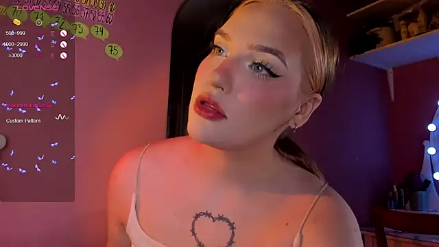 Snapshot of CarolineLovers chatting on September 27, 2025, 8:04 pm CarolineLovers online show from September 27, 2025, 8:04 pm