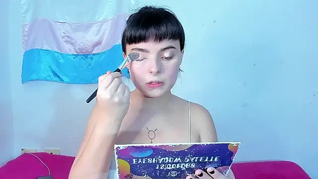 elizabethtaylorxxx online show from January 17, 2026, 8:23 pm