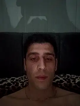 arenn1997 online show from March 16, 2026, 12:29 am