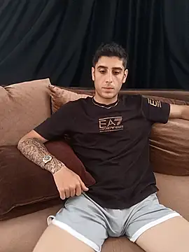 arenn1997 online show from October 4, 2025, 12:07 pm