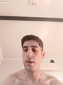 arenn1997 online show from December 18, 2025, 12:09 pm