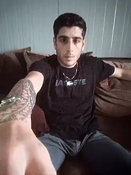 arenn1997 online show from March 15, 2026, 12:23 pm