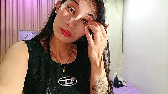 Cataleyalove ADY online show from December 3, 2025, 2:34 am