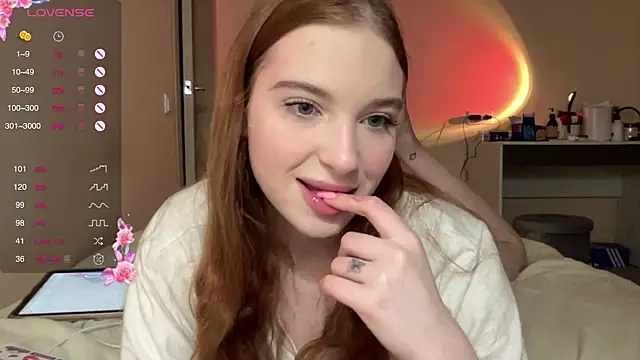 cinnabon girls online show from February 6, 2025, 10:32 pm