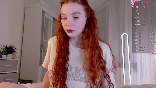 Snapshot of cinnabon_girls chatting on September 26, 2025, 5:36 am cinnabon girls online show from September 26, 2025, 5:36 am