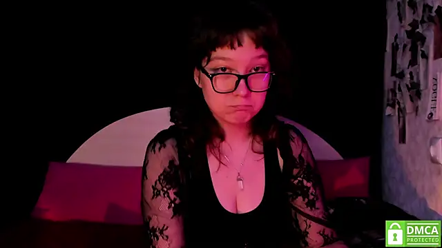 Snapshot of dreamgirllovee chatting on October 30, 2025, 11:56 pm dreamgirllovee online show from October 30, 2025, 11:56 pm