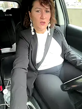 Snapshot of ZhenjaPoledance chatting on September 25, 2025, 7:47 am ZhenjaPoledance online show from September 25, 2025, 7:47 am