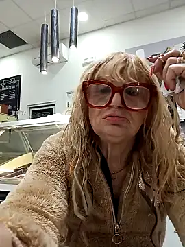Snapshot of eva2023sexy chatting on March 2, 2025, 1:31 pm eva2023sexy online show from March 2, 2025, 1:31 pm