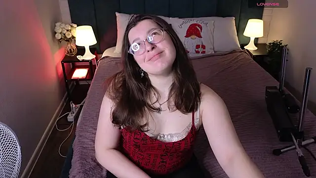 Snapshot of Peneloppa_Star chatting on February 6, 2026, 9:55 pm Peneloppa Star online show from February 6, 2026, 9:55 pm