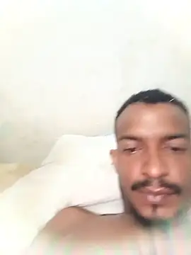 Snapshot of Ursonego chatting on September 26, 2025, 12:39 am Ursonego online show from September 26, 2025, 12:39 am