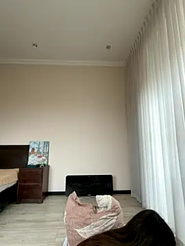 Hott Lolla online show from November 4, 2025, 10:08 am