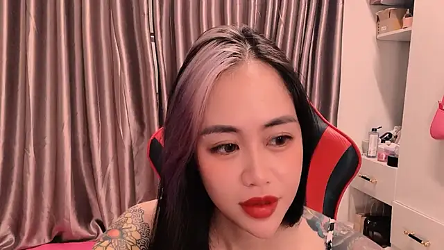 Snapshot of witch-39 chatting on February 13, 2026, 2:50 pm witch-39 online show from February 13, 2026, 2:50 pm