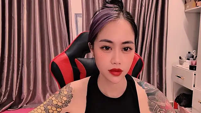 Snapshot of witch-39 chatting on February 9, 2026, 5:27 am witch-39 online show from February 9, 2026, 5:27 am