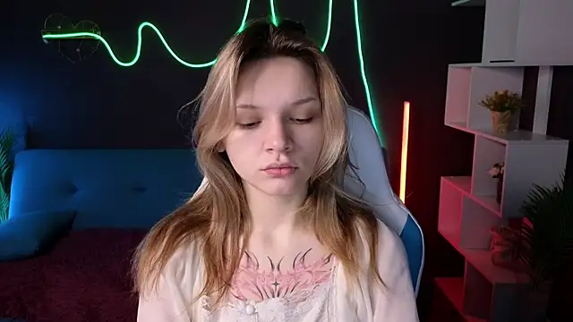 LitaBrom online show from February 5, 2025, 1:15 am