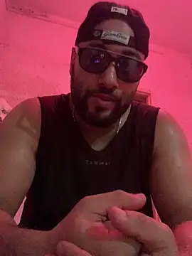 eljefedamino1994 online show from July 27, 2026, 1:07 pm
