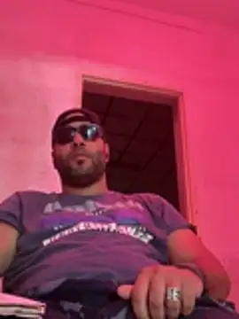 eljefedamino1994 online show from July 8, 2026, 3:45 pm