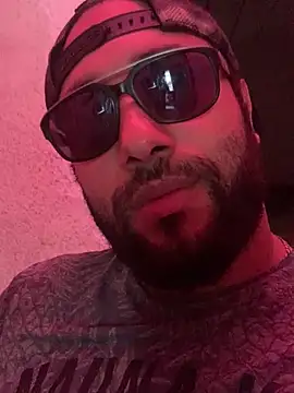 eljefedamino1994 online show from June 29, 2026, 10:48 am