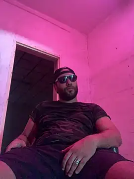 eljefedamino1994 online show from July 14, 2026, 1:39 pm