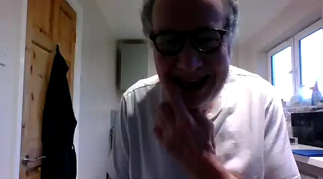 jimmybenido online show from February 4, 2025, 5:12 pm