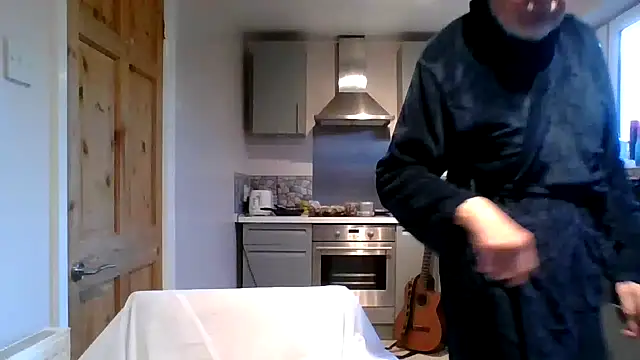jimmybenido online show from February 26, 2025, 5:10 pm