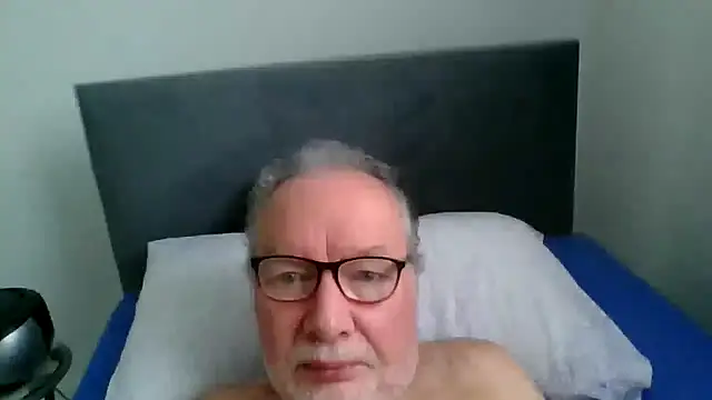 jimmybenido online show from October 4, 2025, 9:00 am