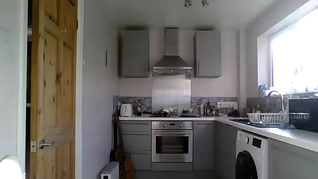 jimmybenido online show from September 22, 2025, 4:02 pm