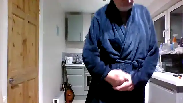 jimmybenido online show from November 11, 2025, 5:30 pm