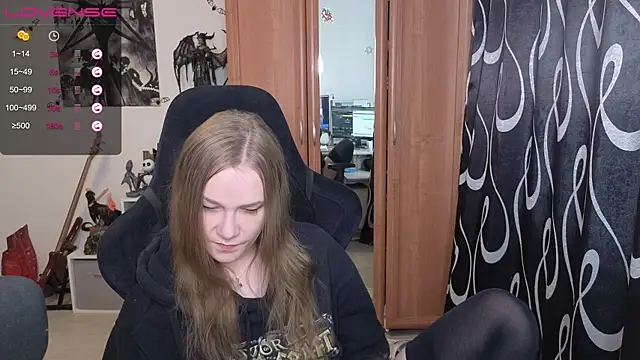 Snapshot of stellablondy chatting on April 13, 2026, 12:20 pm stellablondy online show from April 13, 2026, 12:20 pm