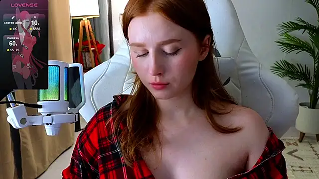 Snapshot of Meow_babe chatting on January 20, 2025, 10:29 am Meow babe online show from January 20, 2025, 10:29 am