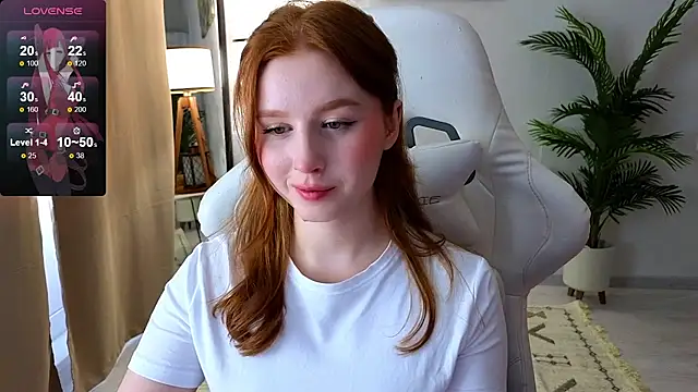 Snapshot of Meow_babe chatting on January 17, 2025, 10:44 am Meow babe online show from January 17, 2025, 10:44 am