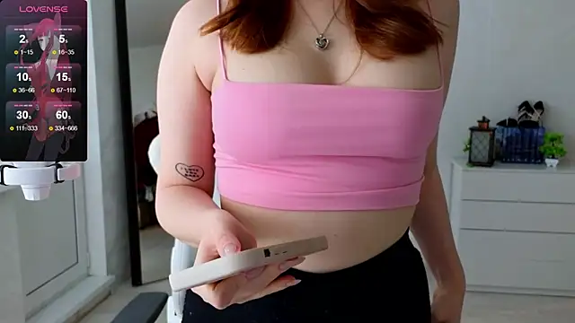 Snapshot of Meow_babe chatting on January 11, 2025, 10:51 am Meow babe online show from January 11, 2025, 10:51 am