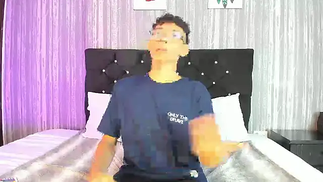 Snapshot of Daviid_laidd chatting on September 18, 2025, 8:45 pm Daviid laidd online show from September 18, 2025, 8:45 pm