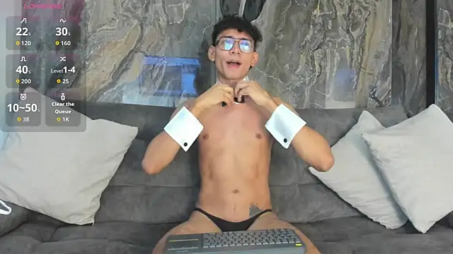 Snapshot of Daviid_laidd chatting on October 16, 2025, 8:17 pm Daviid laidd online show from October 16, 2025, 8:17 pm