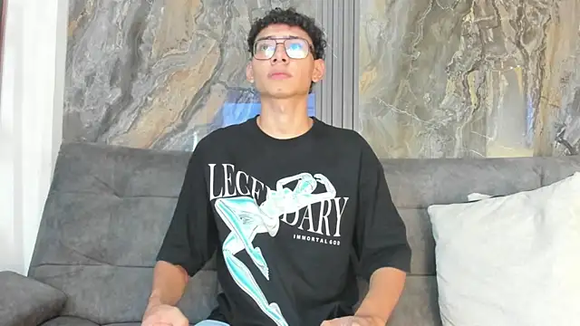 Snapshot of Daviid_laidd chatting on October 15, 2025, 9:01 pm Daviid laidd online show from October 15, 2025, 9:01 pm