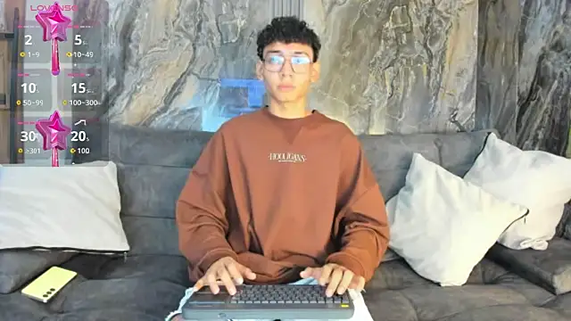 Snapshot of Daviid_laidd chatting on September 30, 2025, 7:42 pm Daviid laidd online show from September 30, 2025, 7:42 pm