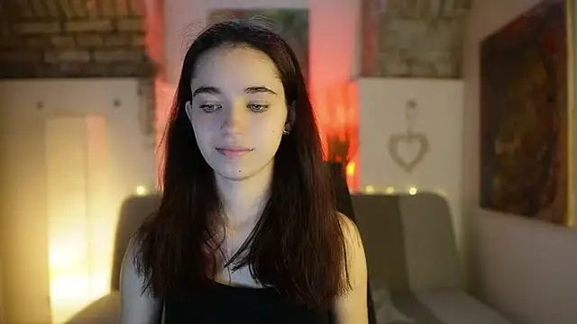 Gia Paige18 online show from February 15, 2025, 10:33 am