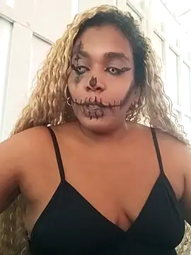 Snapshot of ELLA_KELLY chatting on October 31, 2025, 12:35 pm ELLA KELLY online show from October 31, 2025, 12:35 pm