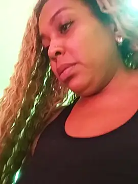 Snapshot of ELLA_KELLY chatting on September 17, 2025, 11:45 am ELLA KELLY online show from September 17, 2025, 11:45 am