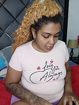 ELLA KELLY online show from May 19, 2026, 12:01 pm