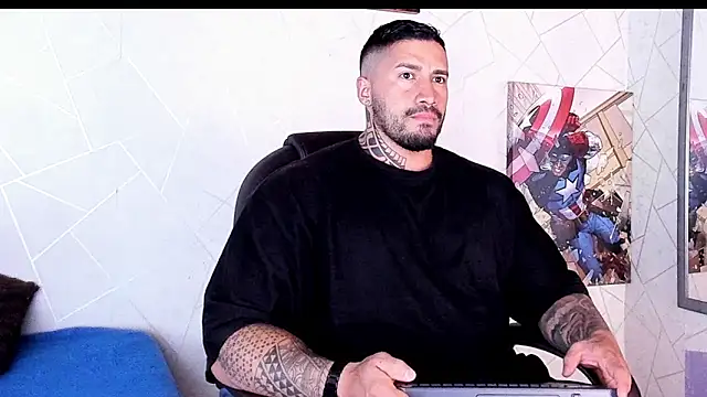 Snapshot of Cristian_Walker chatting on September 30, 2025, 12:00 pm Cristian Walker online show from September 30, 2025, 12:00 pm