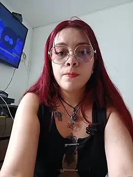 Erza escarleth online show from July 30, 2026, 7:13 pm