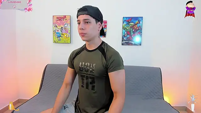 jonathanjoestar  online show from October 7, 2025, 8:32 pm