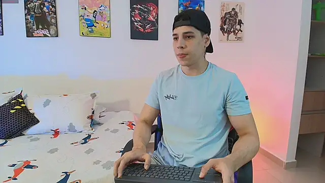 jonathanjoestar  online show from April 8, 2026, 8:54 pm