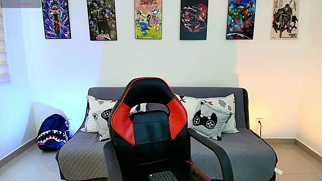 jonathanjoestar  online show from April 16, 2026, 9:15 pm